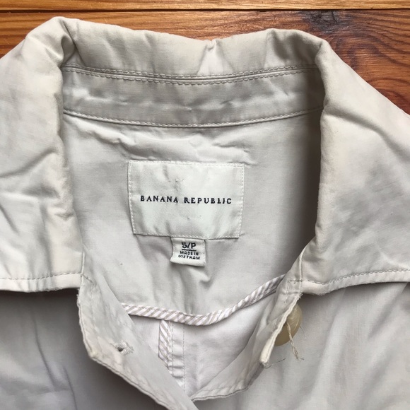Banana Republic Beige Trenchcoat, EUC, S/P - Picture 2 of 13